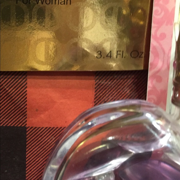 😘FERGIES SOLD😘WOMEN,MEN BOOTS BOUTIQUE! - Picture 4 of 8